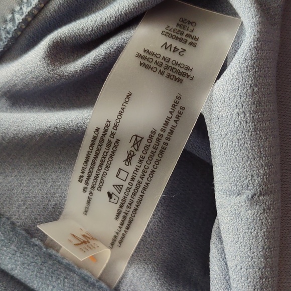 NWT Raisins Curve Size 24W Blue Tortuga Tankini Swim Top - Picture 8 of 10